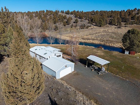 3rd image of 26548 Chimney Gulch Rd