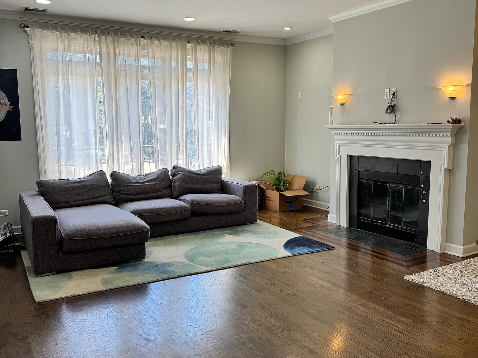 3 bed, 1800 sqft, $5,200 — Photo 2