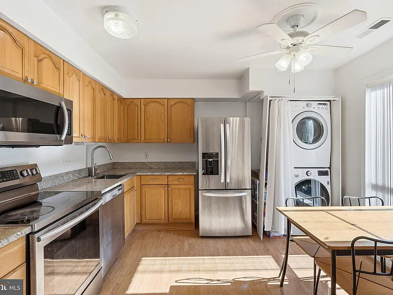 3695 Persimmon Cir — Photo 17