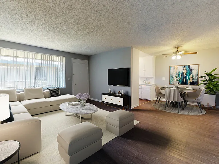 Venice Blvd Apartments — Photo 2
