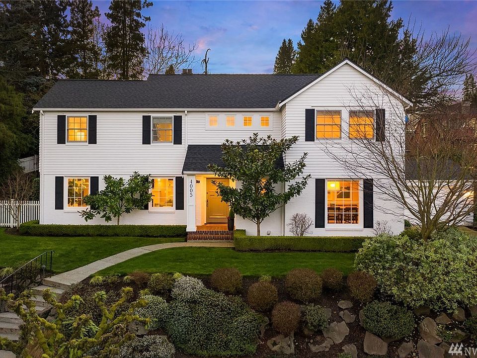 2nd image of 4005 50th Ave NE