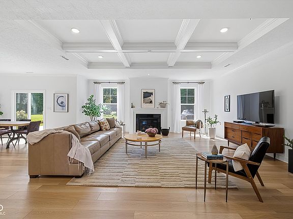 4th image of 6557 Surray Ct