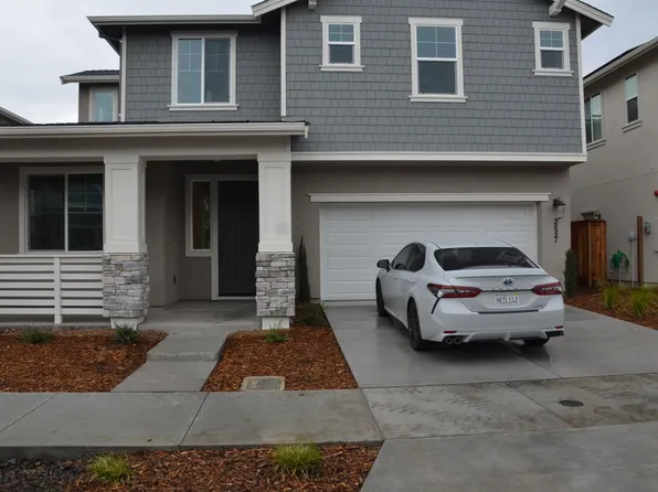 2567 Amora Cir, Santa Rosa, CA 95407