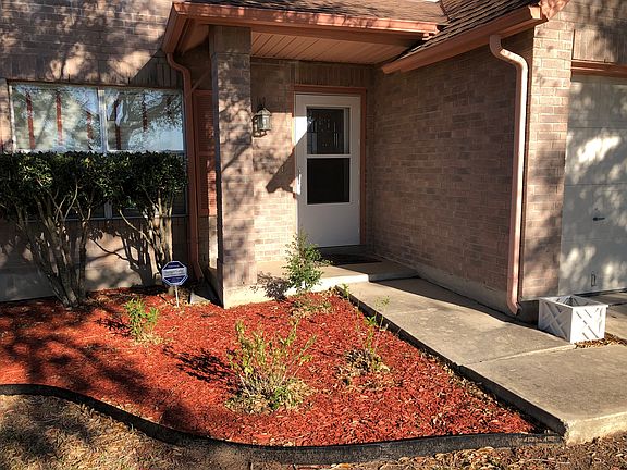 2nd image of 226 Raymond Dr