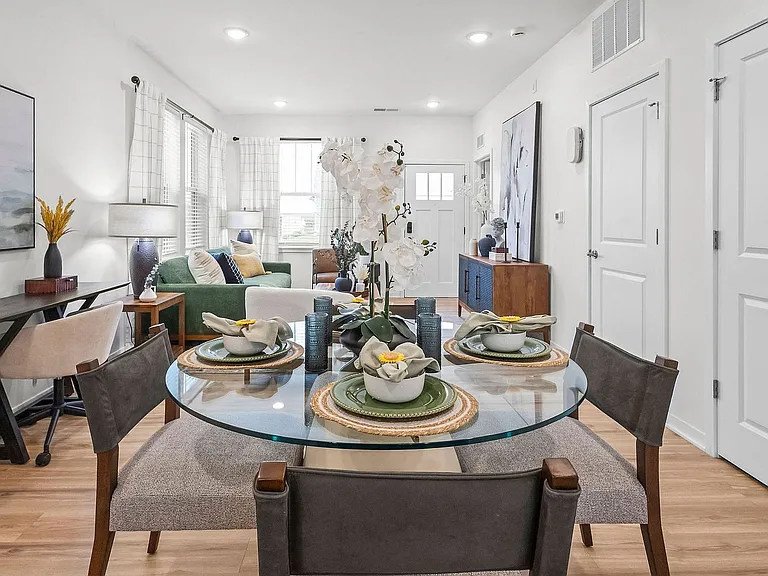 LEO at Bristol - Single Family Rental Homes — Photo 20