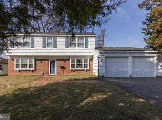 9 Eastgate Ln, Willingboro, NJ 08046