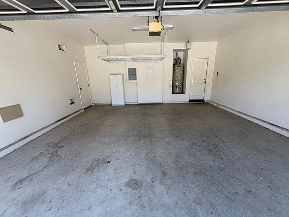 2nd image of 2422 N Leila St