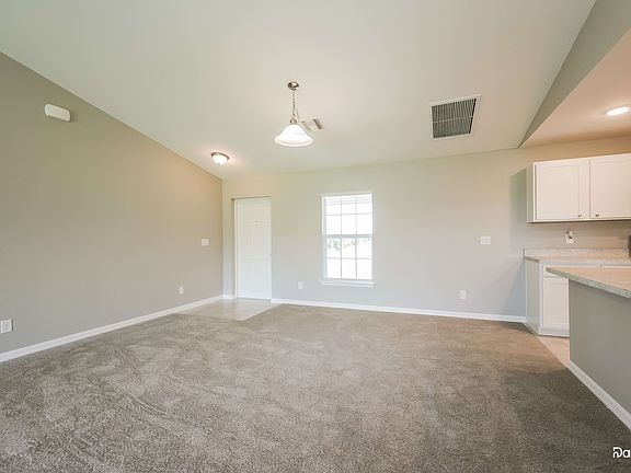 5th image of 4211 21st St SW