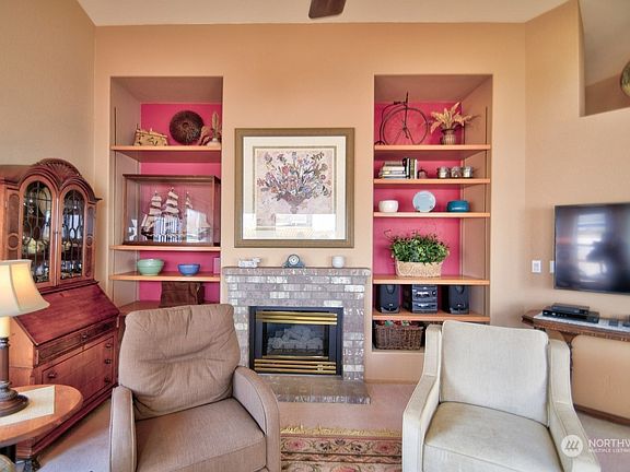 5th image of 4508 Waterford Lane SE