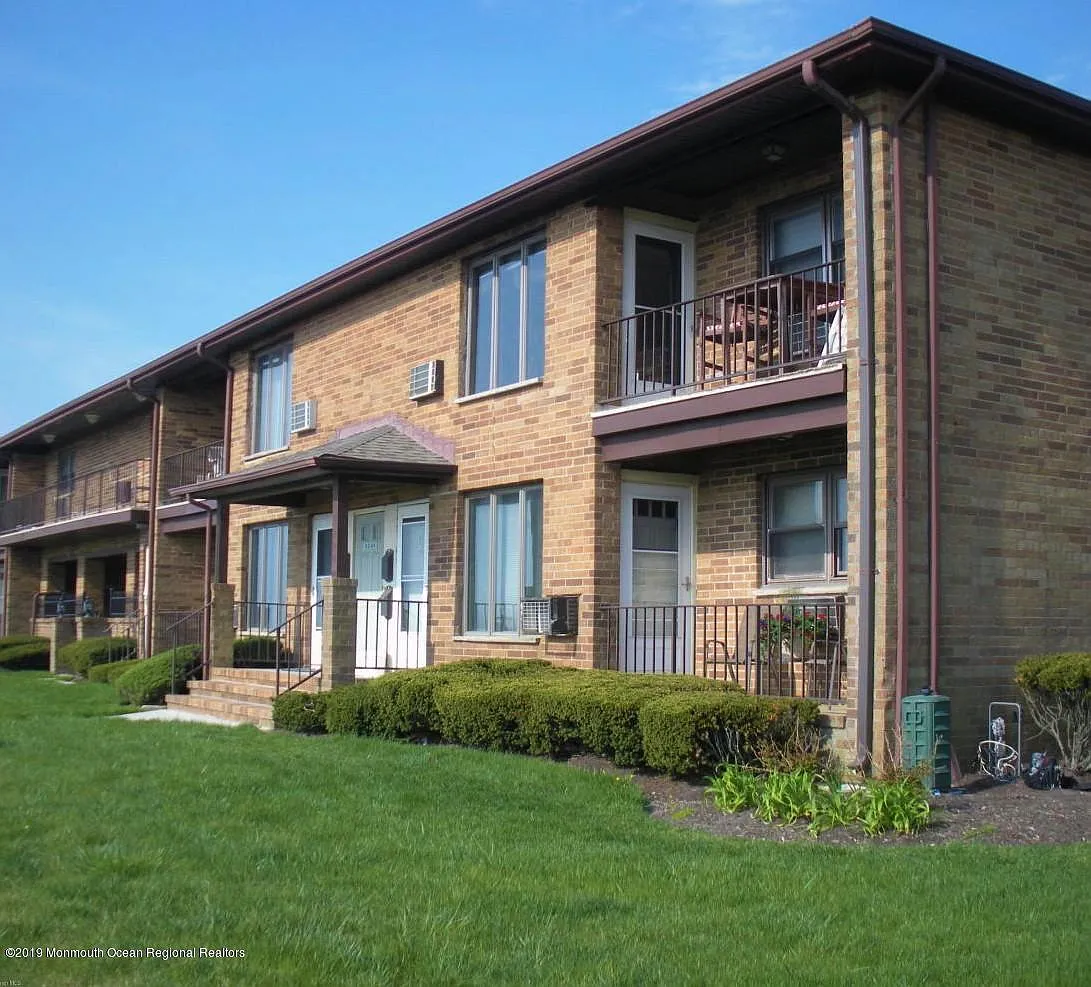 1 bed, 832 sqft, $2,800 — Photo 1
