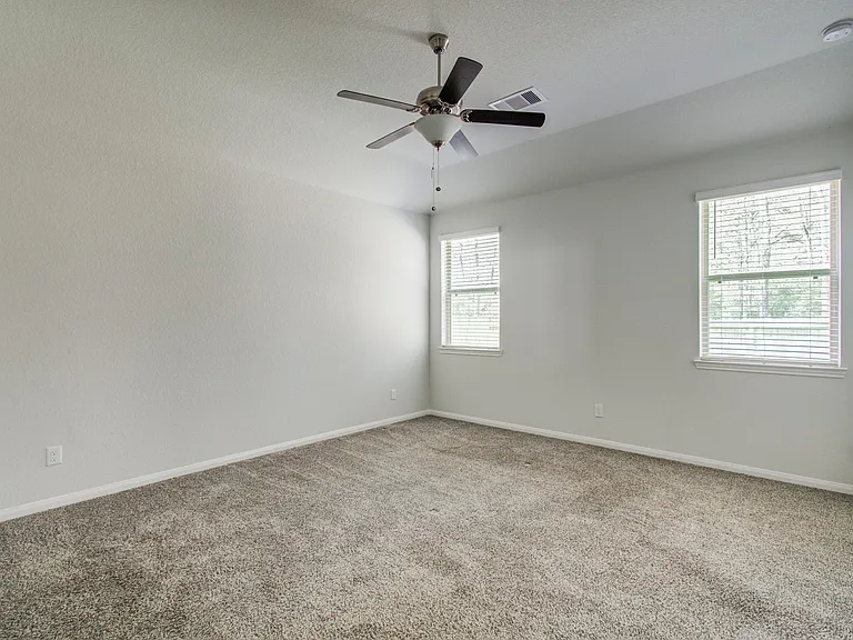 2009 Cedar Branch Dr — Photo 15