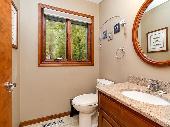 4th image of 4613 Oakridge Dr