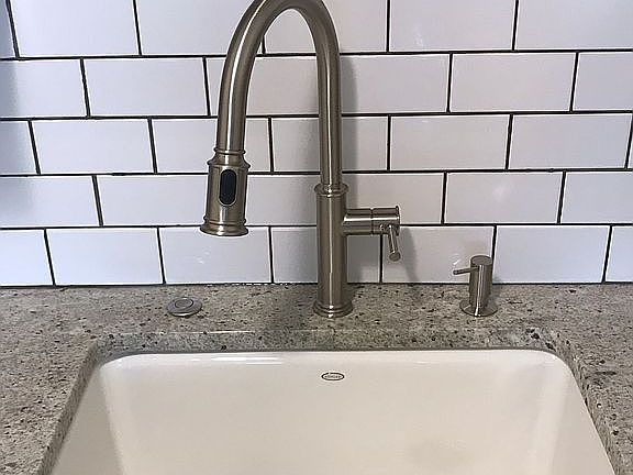 5th image of 3961 Avilla Pl