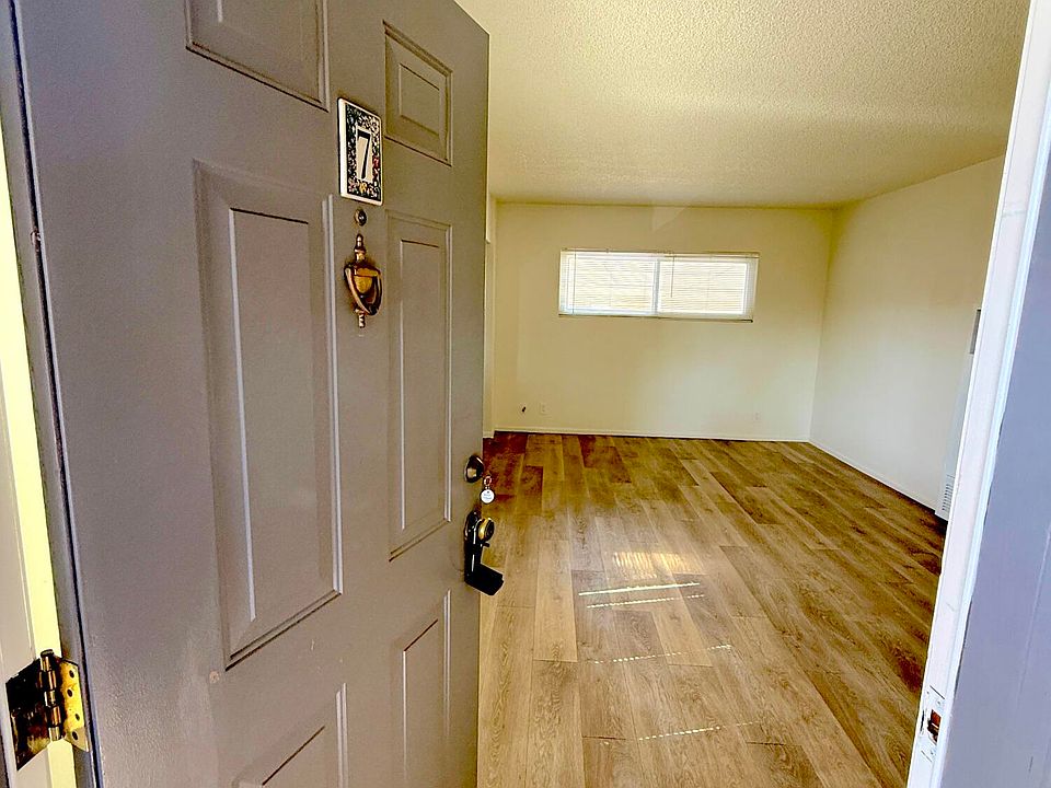 1st image of 3432 Richland Dr #7