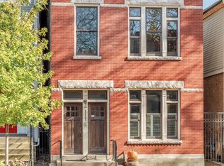 1727 N Hudson Ave, Chicago, IL 60614