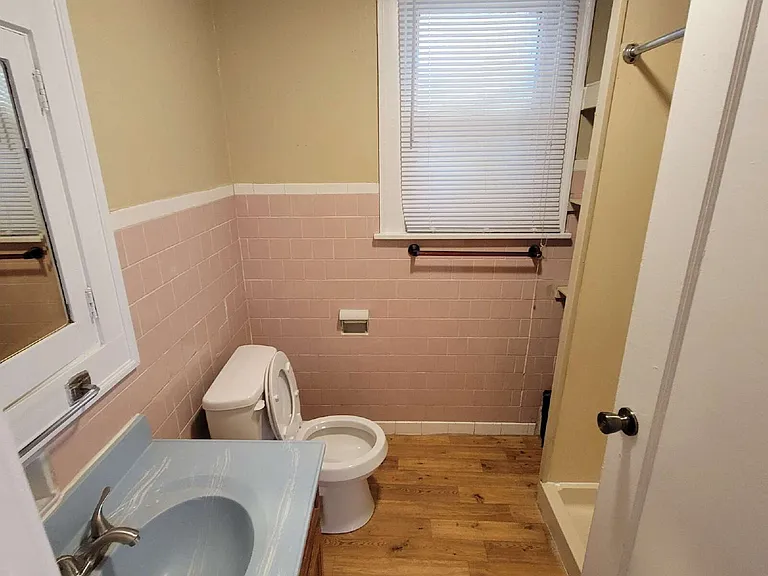 722 Lincoln St — Photo 5
