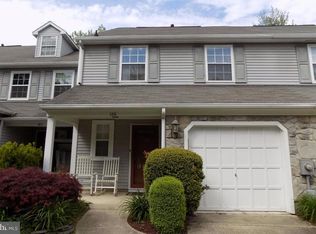 126 Wagonwheel Ct, Marlton, NJ 08053