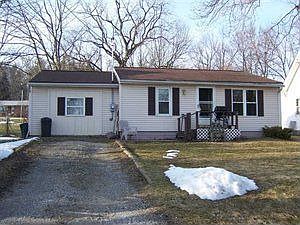 1st image of 139 Clay St