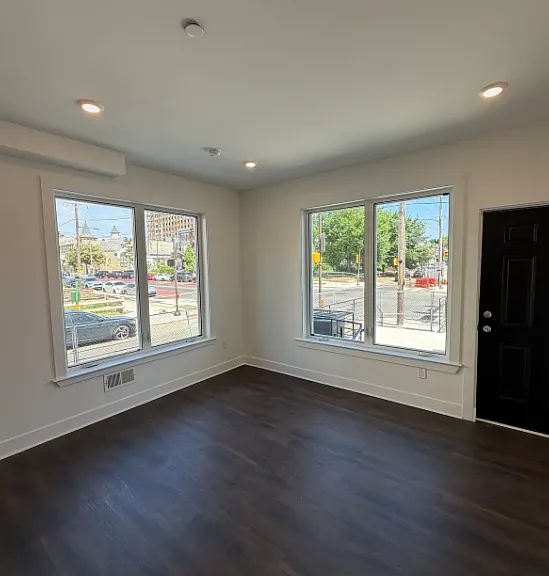 1240 W Erie Ave #1 — Photo 4