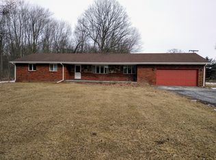 8751 Warner Rd, Saline, MI 48176