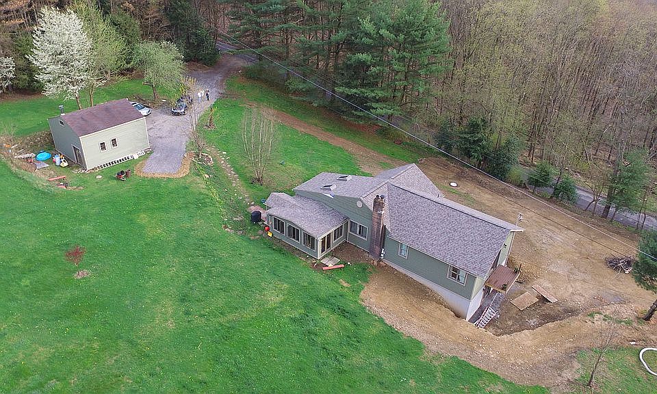2nd image of 131 Martin Rd