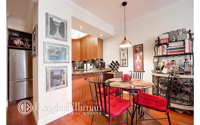 Sold by Douglas Elliman | media 14