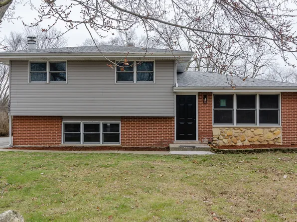 10907 Ursula Dr, Willow Springs, IL 60480