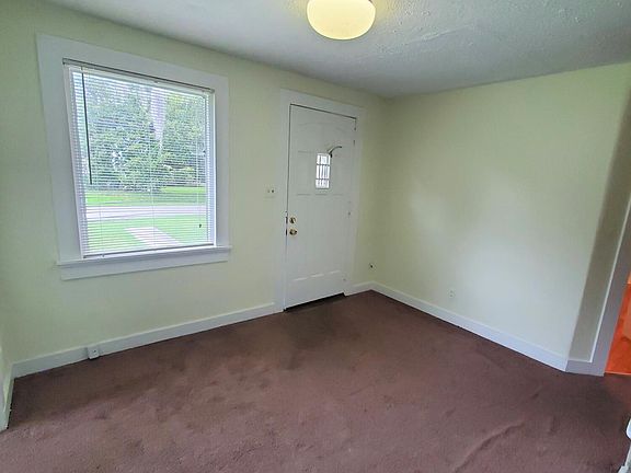 4th image of 4756 Palmer Ave