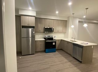 51 Sparrow Ave #10, Cambridge, ON N1T0E5