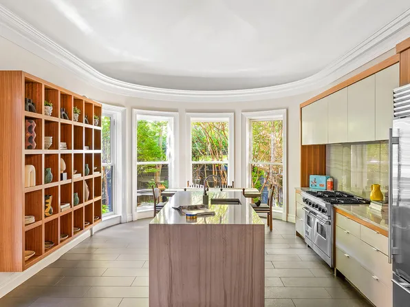 280 Washington Avenue image 16 of 42