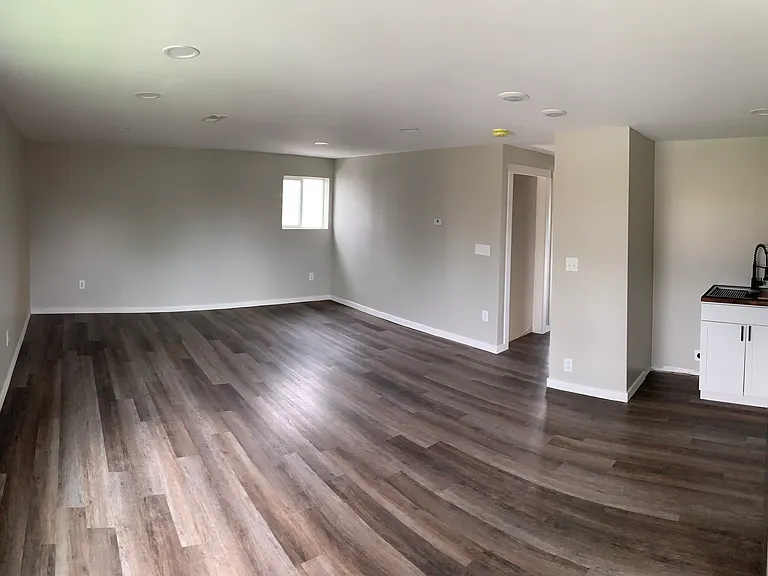 194-196 Schultz Ave #194 — Photo 1