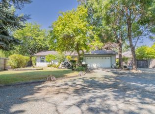 1107 SW Erica Dr, Grants Pass, OR 97526