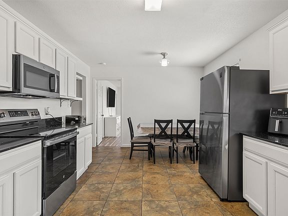 4th image of 4209 Rance Ln