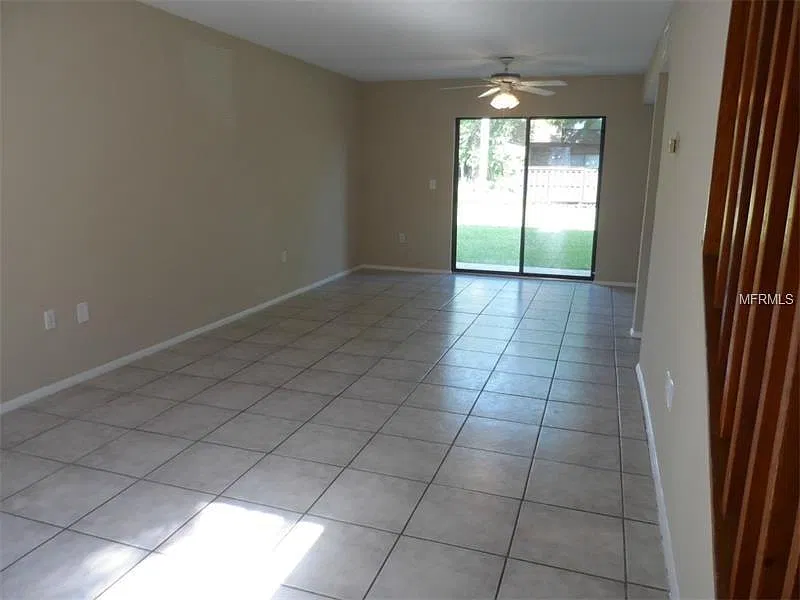 3 bed, 1552 sqft, $1,899 — Photo 1