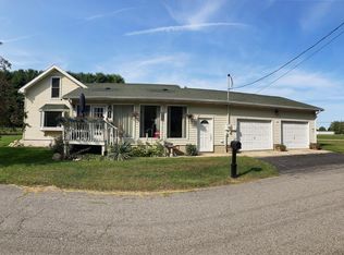 651 E Forest St, Edmore, MI 48829