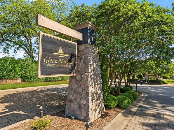 675 E Ridge Water Dr, Chesnee, SC 29323