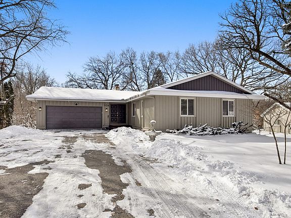 2nd image of 104 Belmont Rd