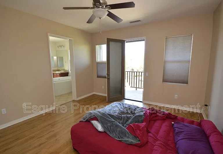 3246 N Ventura Rd — Photo 17