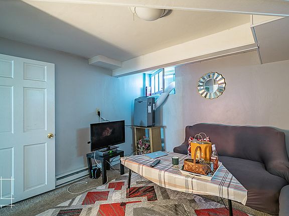 4th image of 29 W 1st Ave #9