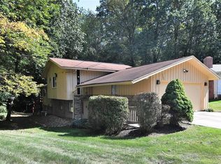 1505 Tiffany Cir, Akron, OH 44313