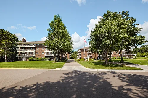 Parkview Court Photo 1