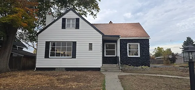 2304 W Liberty Ave