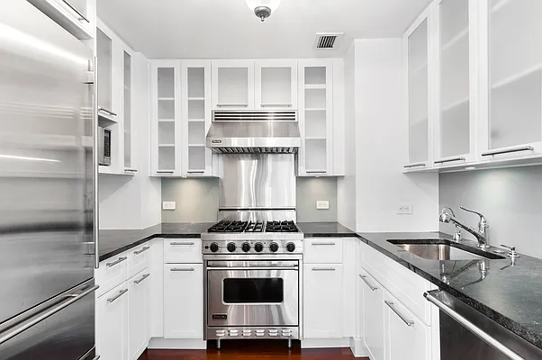 Rented by (Legacy) Elegran | media 20