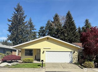24806 10th Avenue S, Des Moines, WA 98198