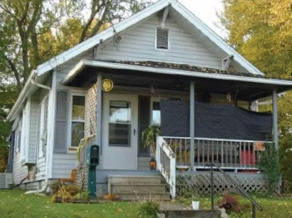 169 W Walnut St, Wadsworth, OH 44281