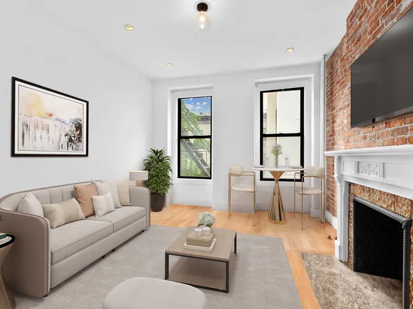 264 West 22nd Street image 1 of 5