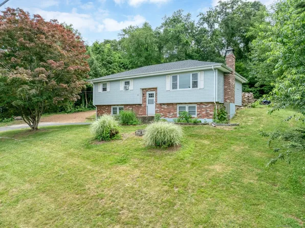 36 Rene Drive, Montville, CT 06370