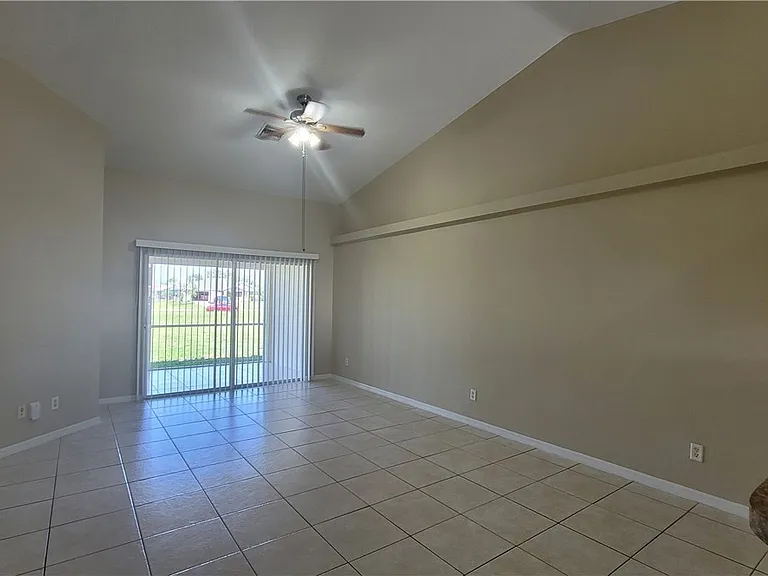 2026 Andalusia Blvd — Photo 5