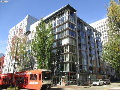 533 NE Holladay St APT 301, Portland, OR, 97232