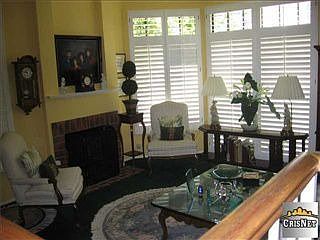 2nd image of 4342 Coldwater Canyon Ave APT 4